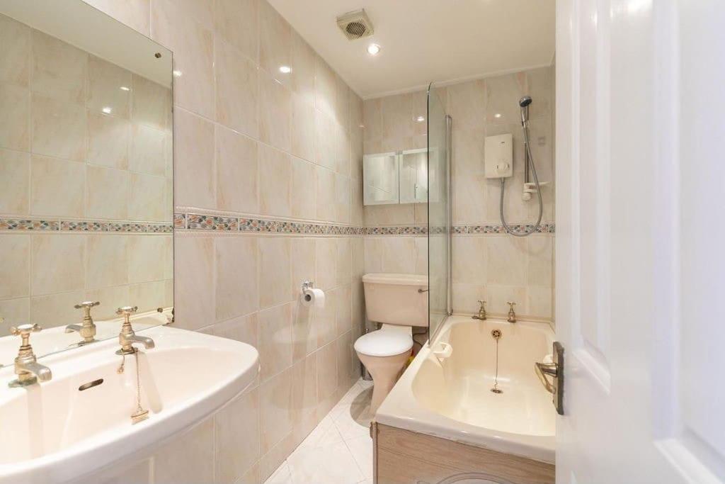 Stylish 1 Bedroom Apartment Edimburgo Exterior foto
