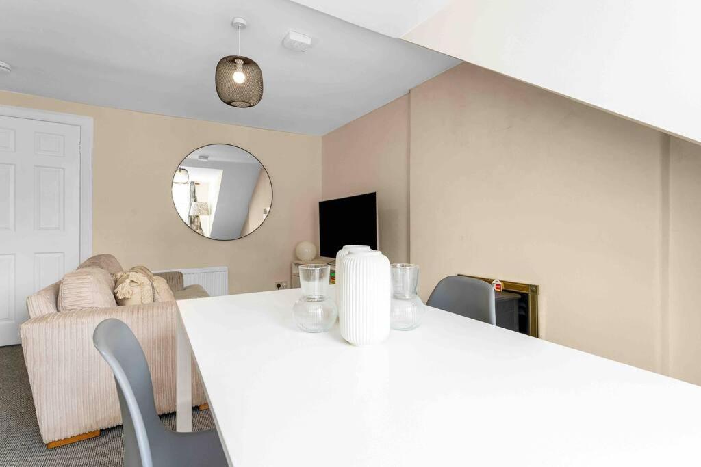 Stylish 1 Bedroom Apartment Edimburgo Exterior foto